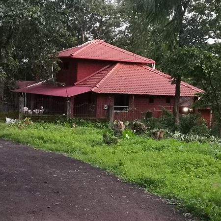 Sarvoday Eco Homestay, Sawantwadi Exterior photo